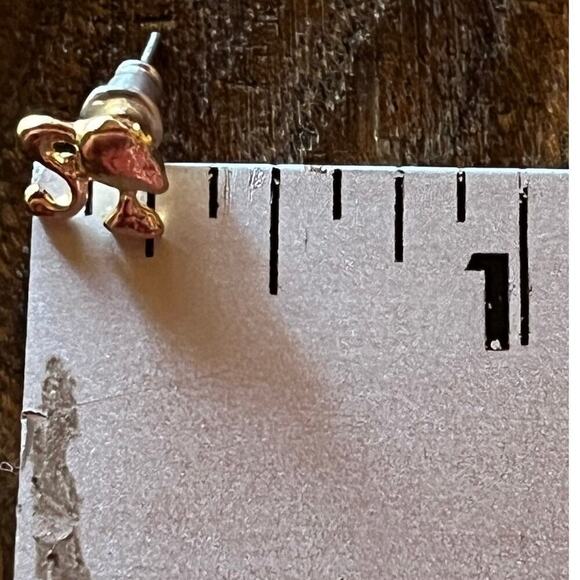 Pair of Barbie Head Style Earrings. Pony tail. Girl. Fashion Jewelry. gold tone - Picture 4 of 4